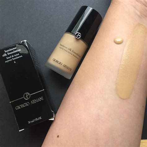 giorgio armani luminous silk foundation reviews